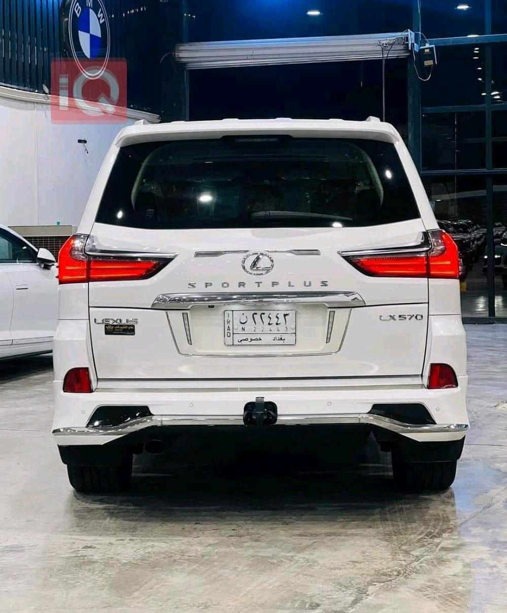 لكزس LX